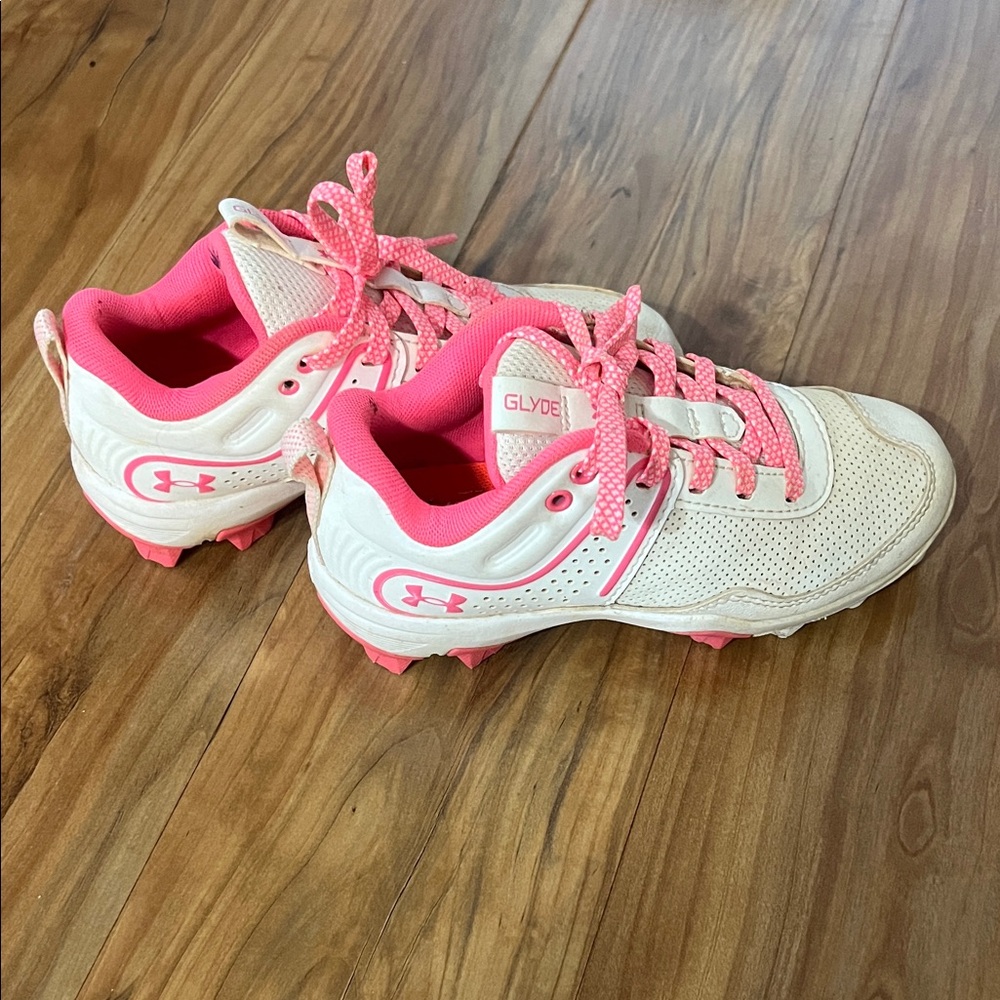 Under Armour Cream and Pink Sports Cleats